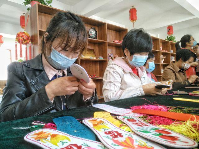 “非遗扶贫”造就一双双巧手奔小康
